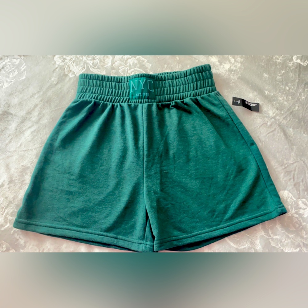 Green Short
